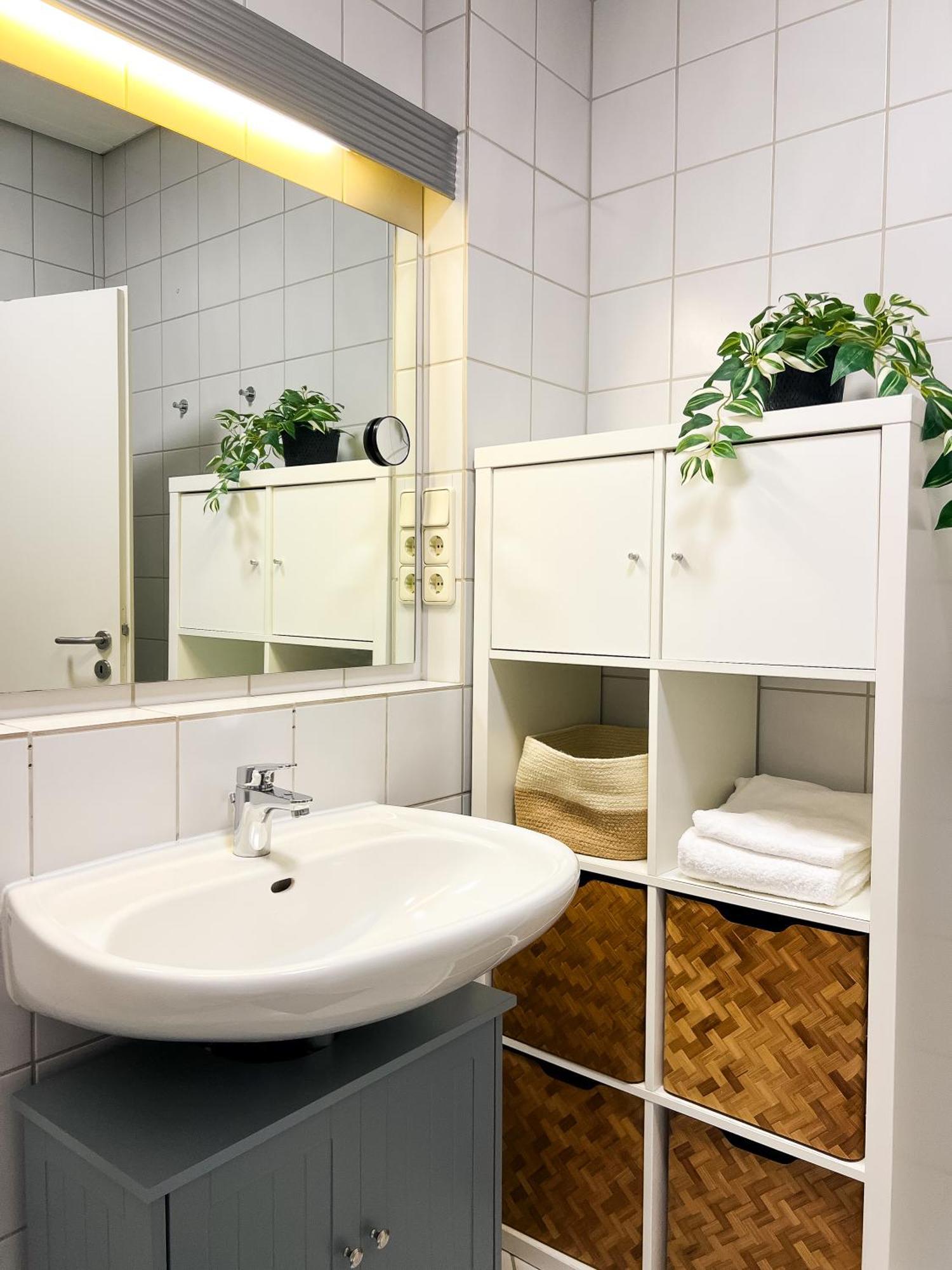 Qonroom - As Individual As You - Oeynhausen City บาดเอินเฮาเซน ภายนอก รูปภาพ